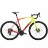 Vélo Route TREK Domane SLR 7 ETap Corail Jaune -Vélos Complets Soldes trek22 domslr7ecj47 Velo Route TREK Domane SLR 7 eTap Corail Jaune 1x1200