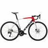 Vélo Route TREK Emonda SL 6 105 Di2 Quicksilver Rouge 2 Vélo Route TREK Emonda SL 6 105 Di2 Quicksilver Rouge -Vélos Complets Soldes trek23 emosl6di2qk58 Velo Route TREK Emonda SL 6 105 Di2 Quicksilver x1200